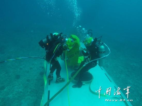 逃出上锁的现代房间3